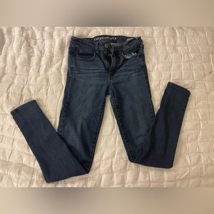 Dark blue American Eagle Outfitters high rise jeggings, super super stretch